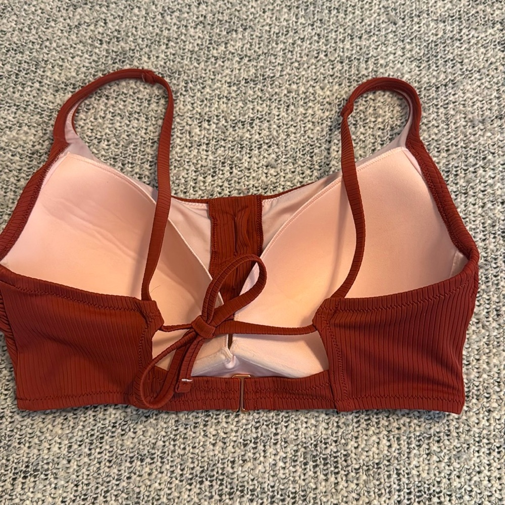 Brand new Rust Button-Front Bikini Top Shade & Shore - Picture 2 of 3